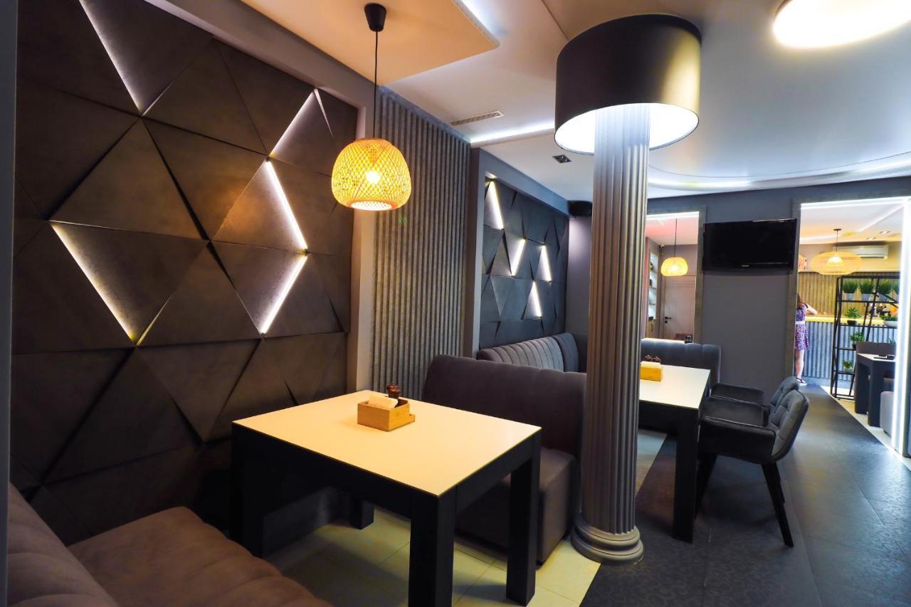 Altin Palace Comrat Exterior foto